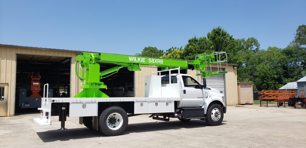 (SOLD) Wilkie model 52XLR on Ford F-550 SOLD