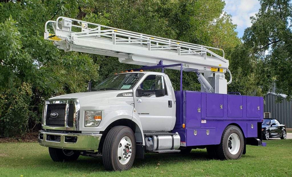 (SOLD) Wilkie model 60 service ladder on a custom body mounted on 2019 International MV