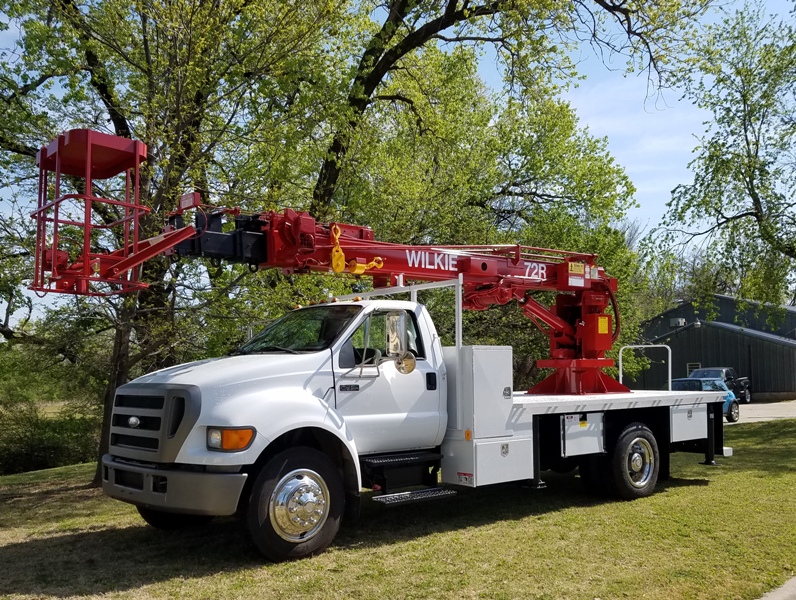 (SOLD) Used Wilkie model 72R on 2004 Ford F-750 SOLD