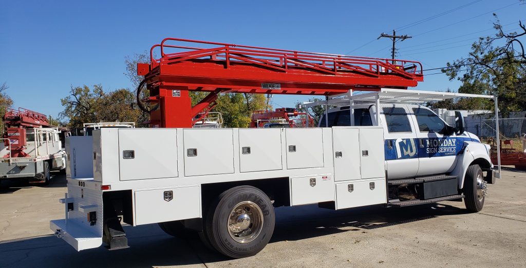 (SOLD) Wilkie model 60 service ladder on 1920 service body change over SOLD