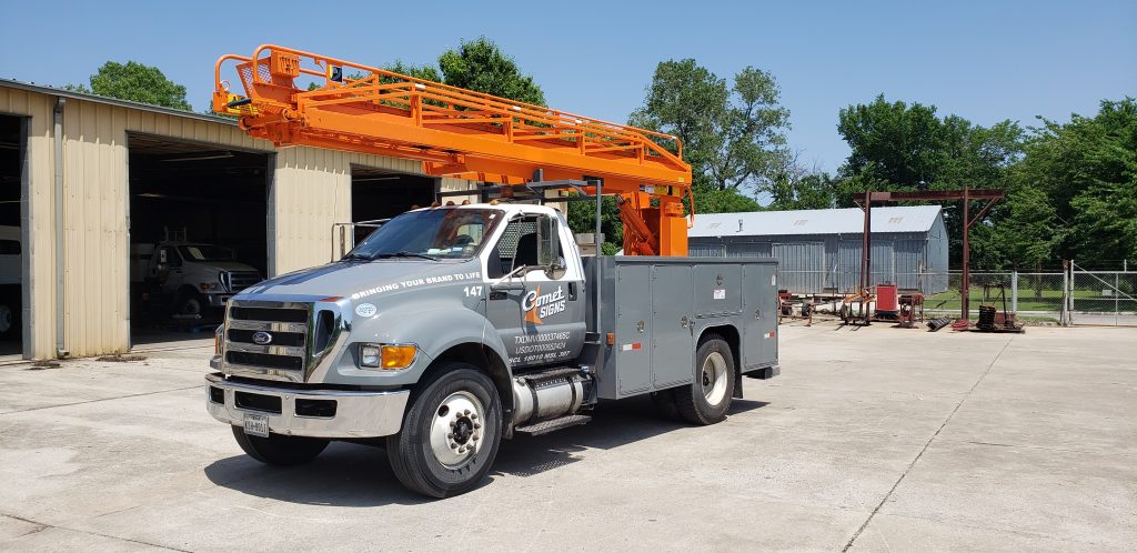 (SOLD) Wilkie model 58XRB remote service crane